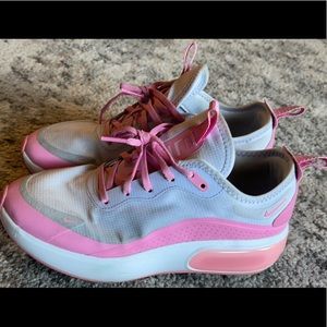 Pink and lilac Nike Air Max Dia